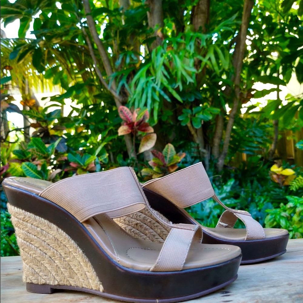 Beige braided wedges